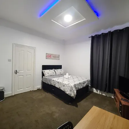 Elegant Spacious 米德尔斯伯勒